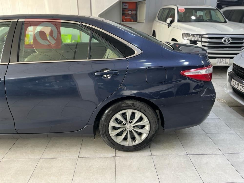 تۆیۆتا کامری